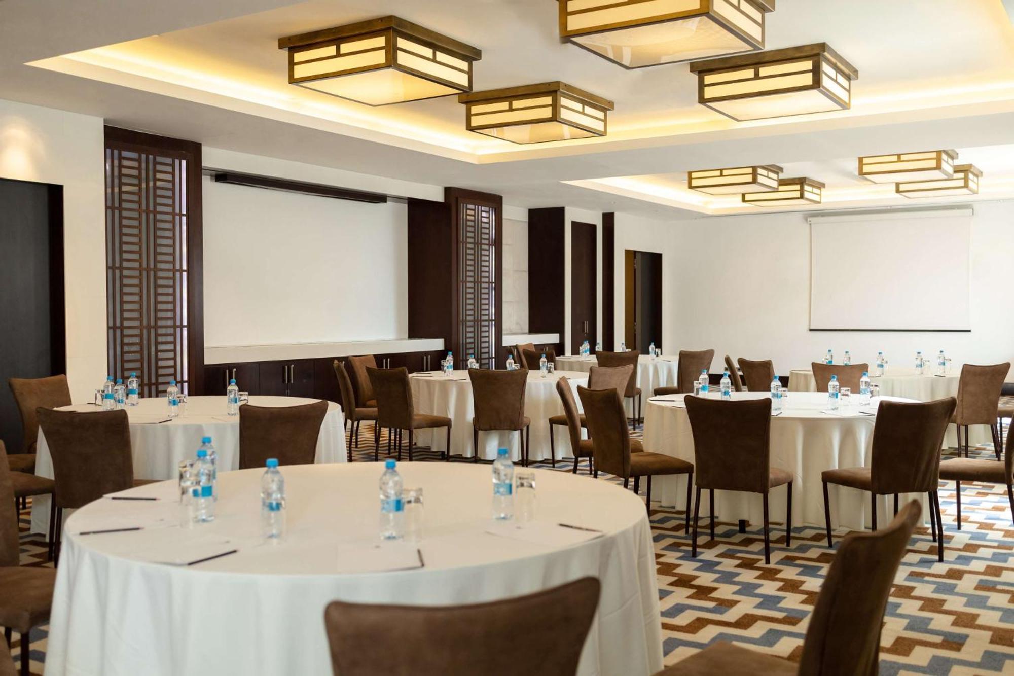 Hyatt Regency Dushanbe Ngoại thất bức ảnh